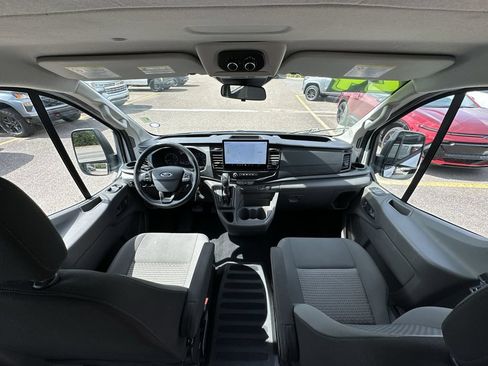 Used 2024 Ford Transit 350 XLT RWD image 18