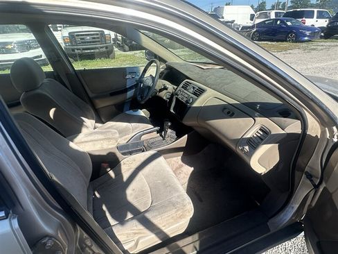 Used 2000 Honda Accord SE image 5