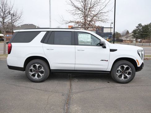 New 2026 GMC Yukon AT4 Ultimate AWD/4WD image 17