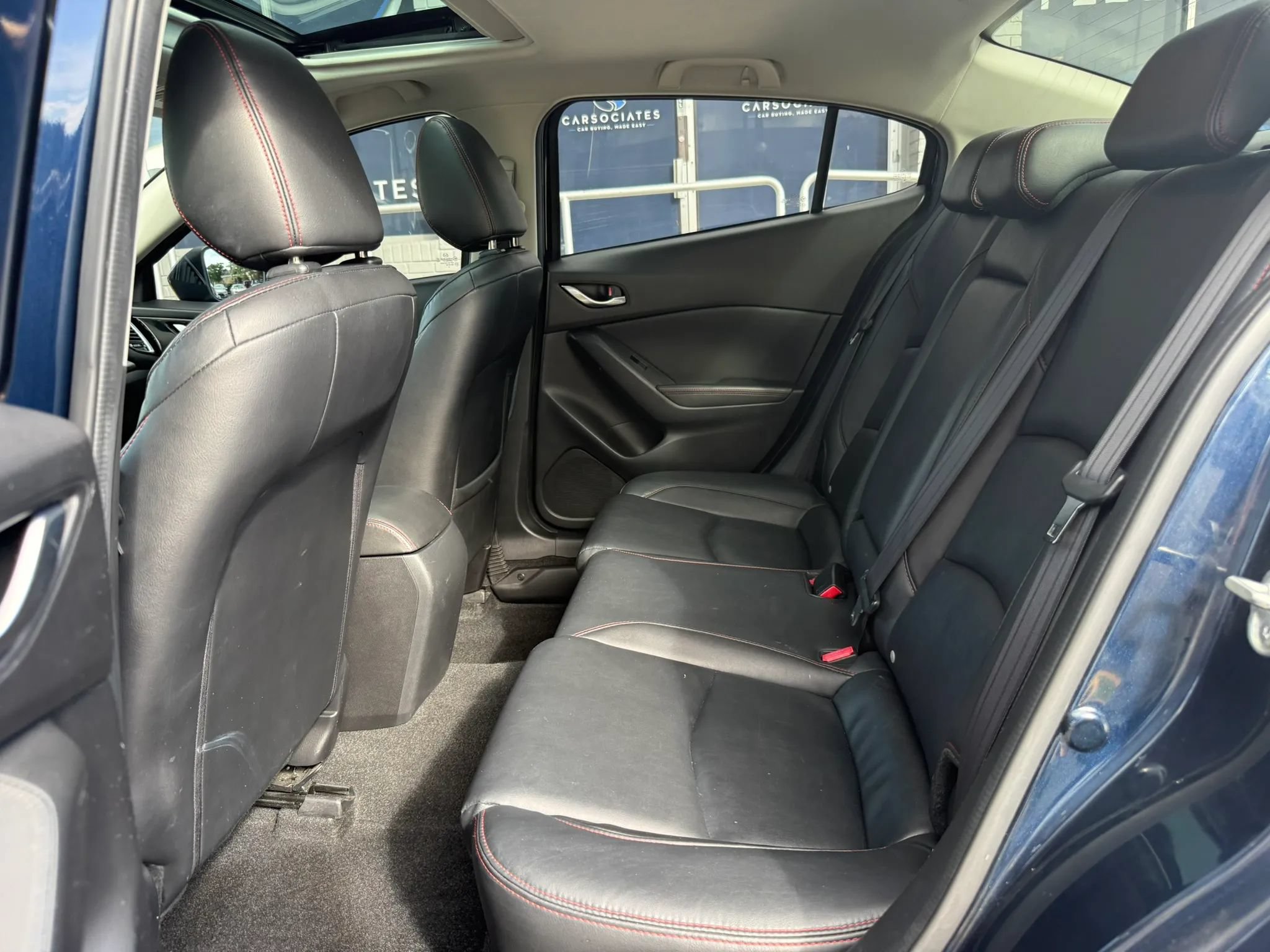 Used 2016 MAZDA MAZDA3 s Touring FWD image 25