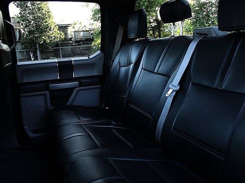 Used 2019 Ford F150 XLT RWD image 15