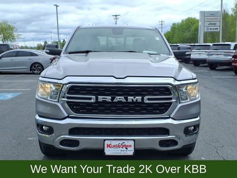 Used 2022 RAM 1500 Big Horn AWD/4WD image 3