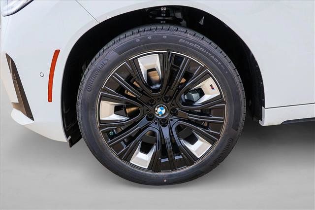 New 2026 BMW X3 xDrive30i w/ M Sport Package AWD/4WD image 9