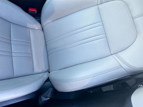 Used 2025 Honda HR-V EX-L image 19