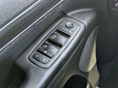 Used 2022 Jeep Grand Cherokee Limited RWD image 22
