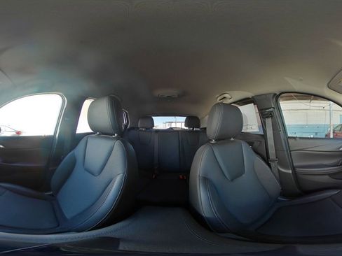 Used 2025 Buick Encore GX Preferred image 44