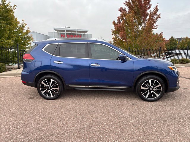 Used 2017 Nissan Rogue SL w/ SL Premium Package AWD/4WD image 8