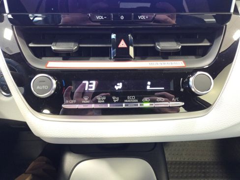 New 2026 Toyota Corolla SE image 27