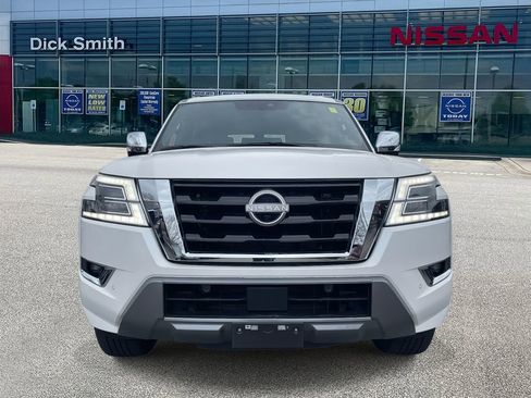 Used 2024 Nissan Armada Platinum w/ Cargo Package image 2