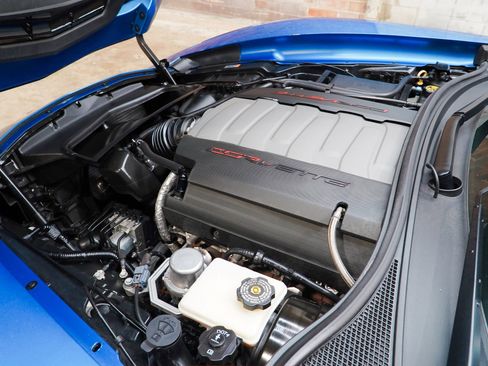 Used 2014 Chevrolet Corvette Stingray Convertible w/ 3LT Preferred Equipment Group RWD image 31