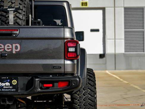 Used 2020 Jeep Gladiator Rubicon AWD/4WD image 14