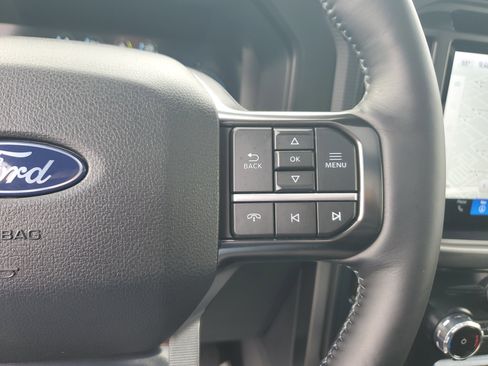 Used 2025 Ford F150 Platinum w/ Equipment Group 702A High AWD/4WD image 21