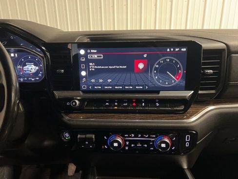 Used 2022 GMC Sierra 1500 Elevation w/ X31 Off-Road Package image 14