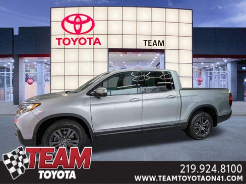 Used 2018 Honda Ridgeline Sport image 1