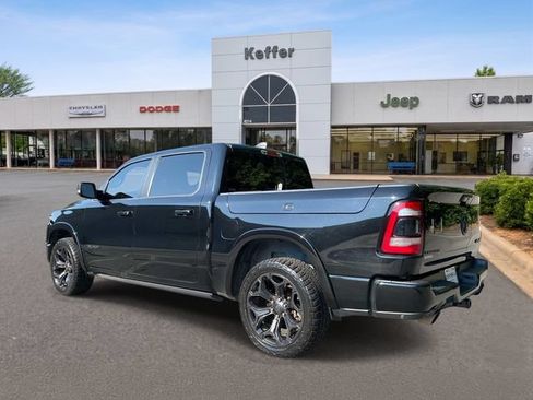 Used 2020 RAM 1500 Limited w/ Black Appearance Package AWD/4WD image 4