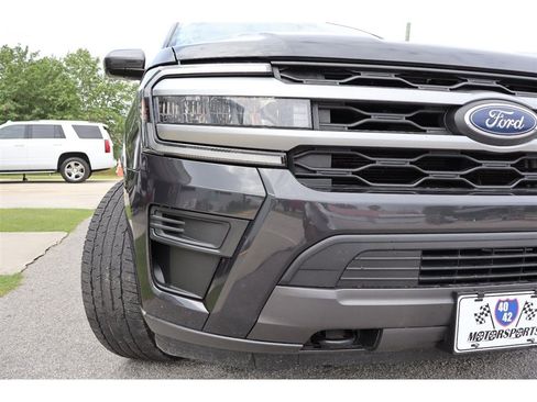 Used 2022 Ford Expedition Max XLT AWD/4WD image 12