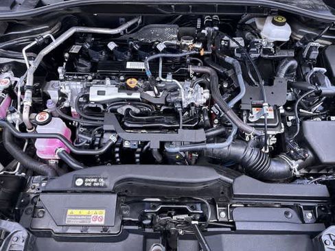Used 2024 Toyota Corolla Cross AWD Hybrid image 15