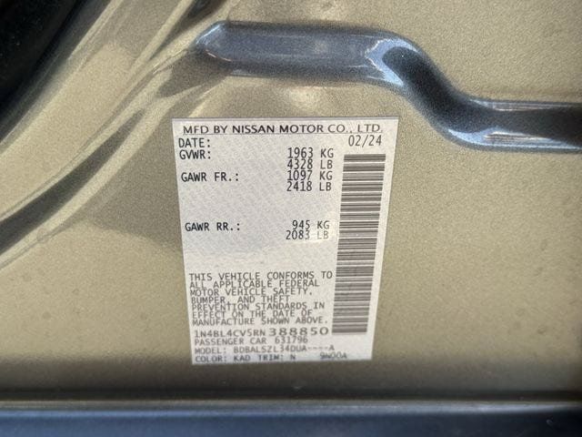 Used 2024 Nissan Altima 2.5 SR FWD image 33
