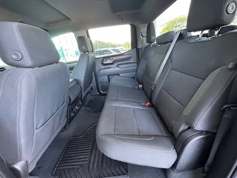 Used 2025 Chevrolet Silverado 1500 LT AWD/4WD image 20