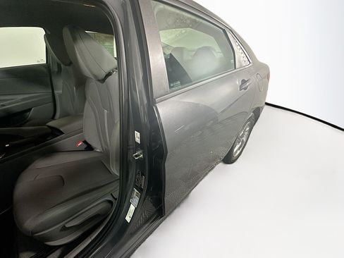 Used 2024 Hyundai Elantra SE FWD image 12