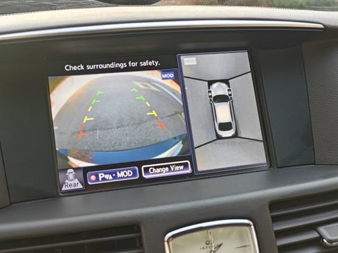 Used 2016 INFINITI Q70 L 3.7 w/ Deluxe Touring Package image 25