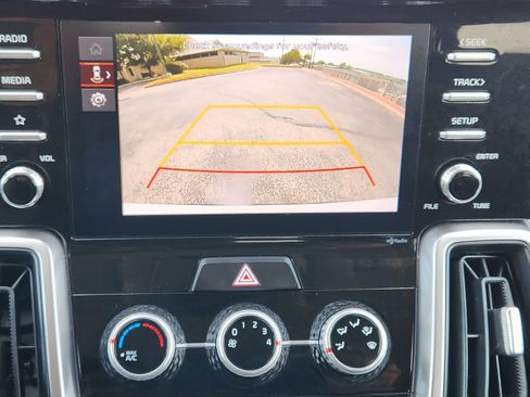 Certified 2023 Kia Sorento LX FWD image 16