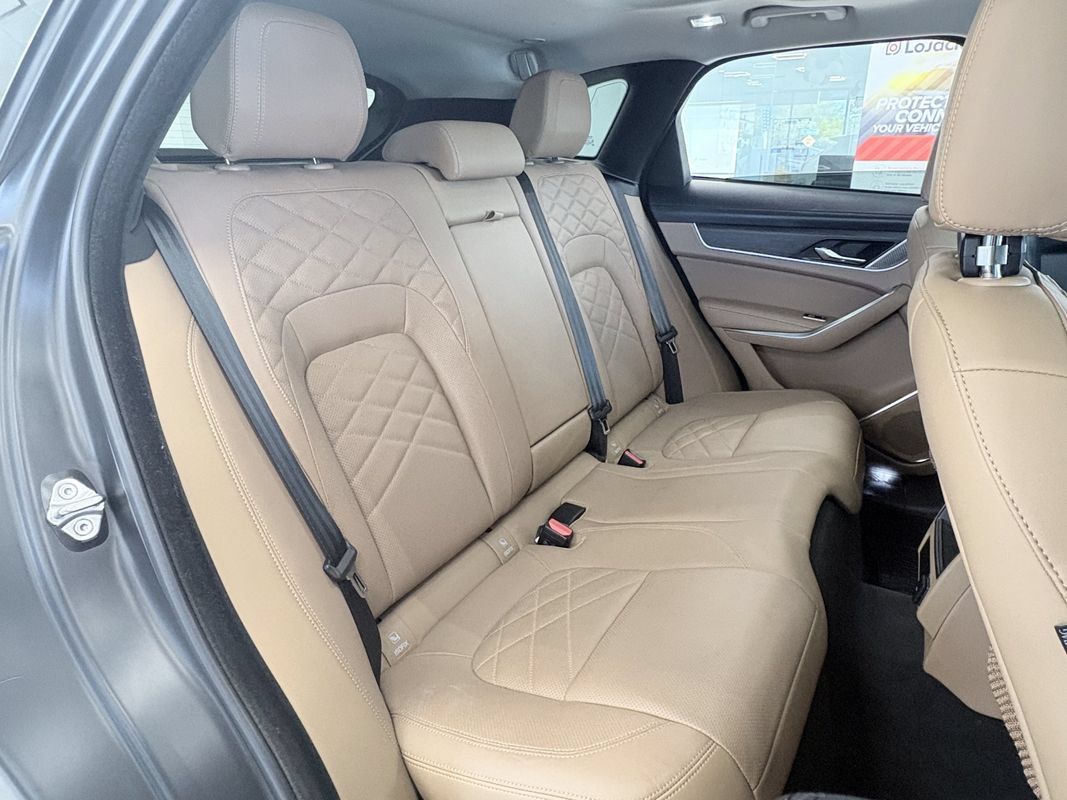 Used 2022 Jaguar F-PACE S AWD/4WD image 24