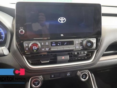 Certified 2024 Toyota Grand Highlander AWD Hybrid image 22