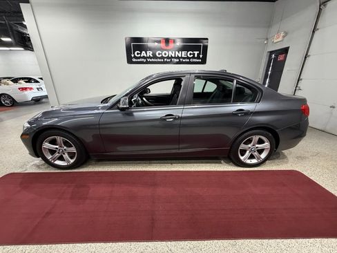 Used 2013 BMW 320i xDrive Sedan AWD/4WD image 15