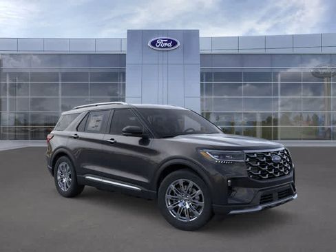 New 2026 Ford Explorer Platinum image 7