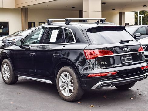 Used 2022 Audi Q5 2.0T Premium w/ Convenience Package image 4