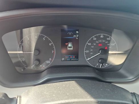 Used 2025 Toyota Corolla Cross L FWD image 7
