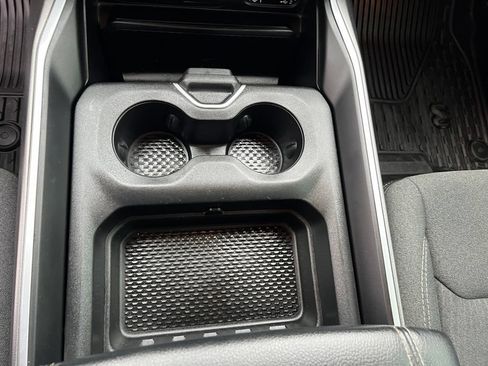 Used 2019 RAM 1500 Big Horn AWD/4WD image 29