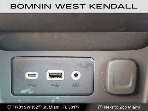 Used 2022 GMC Terrain SLE image 21