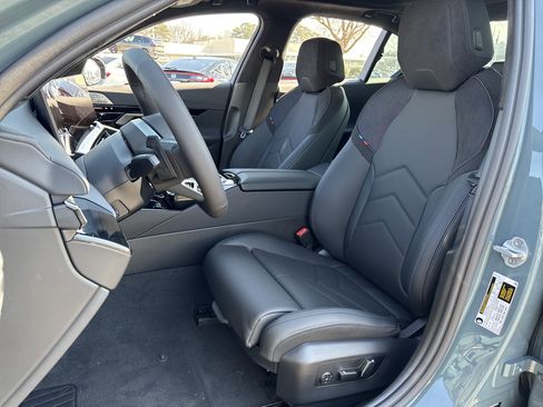 New 2026 BMW 530i w/ Executive Package RWD image 13