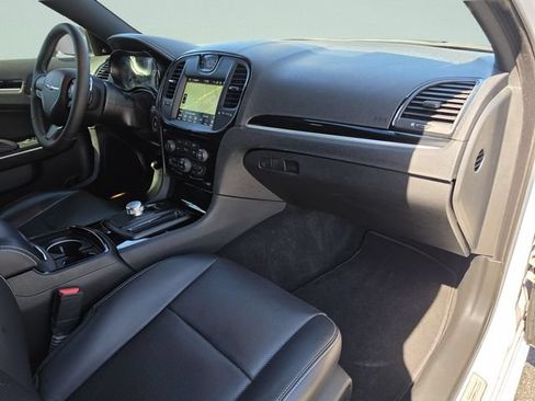 Used 2023 Chrysler 300 S w/ Comfort Group RWD image 16