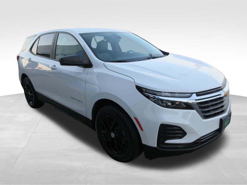 Used 2024 Chevrolet Equinox LS w/ LS Convenience Package FWD image 7