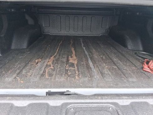 Used 2024 Jeep Gladiator Sport image 22