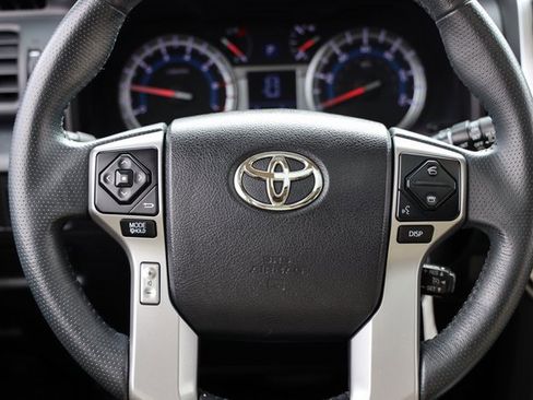 Used 2019 Toyota 4Runner SR5 Premium image 15