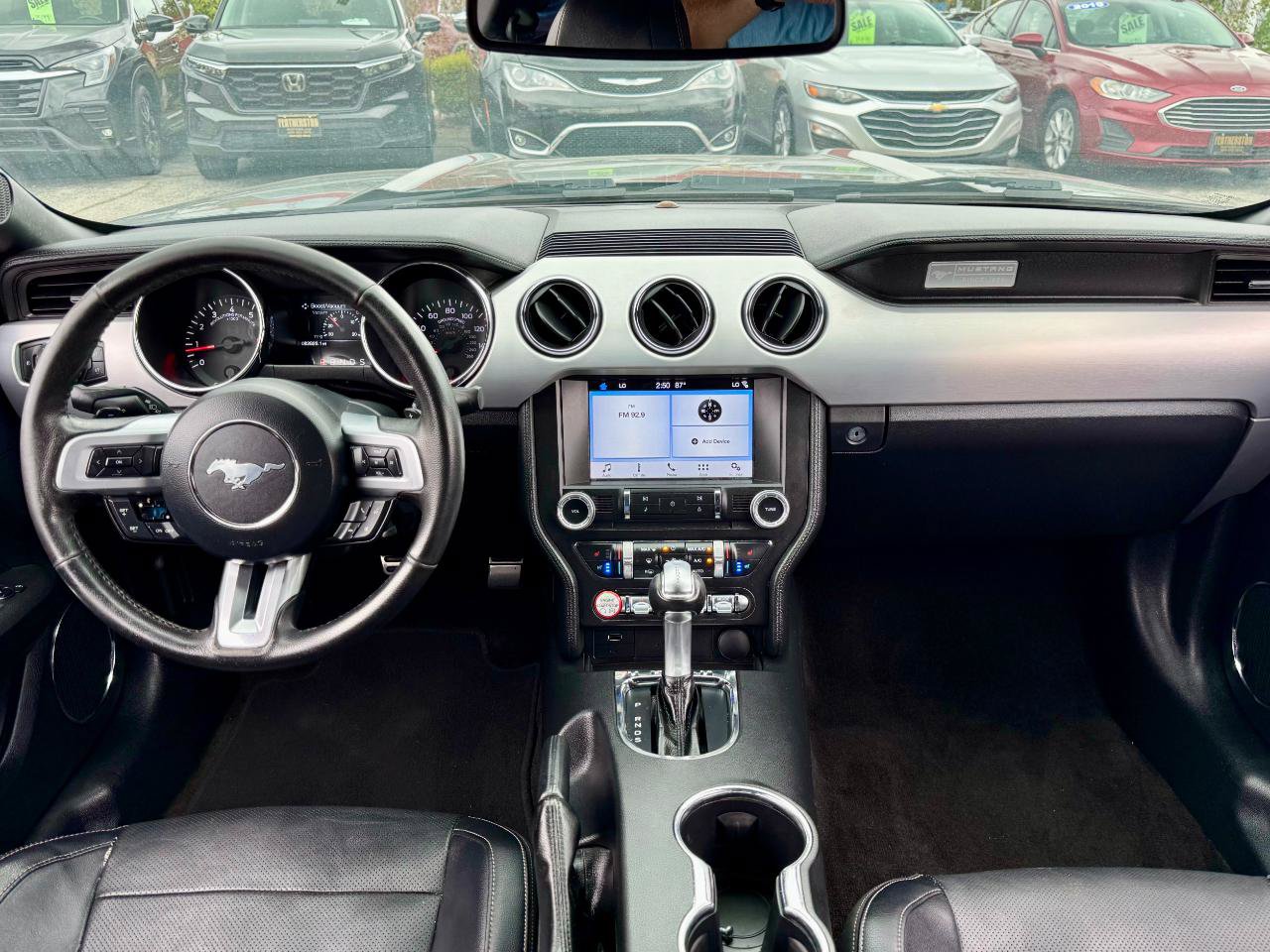 Used 2015 Ford Mustang Premium RWD image 30