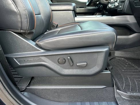 Used 2025 Ford F250 Lariat AWD/4WD image 46