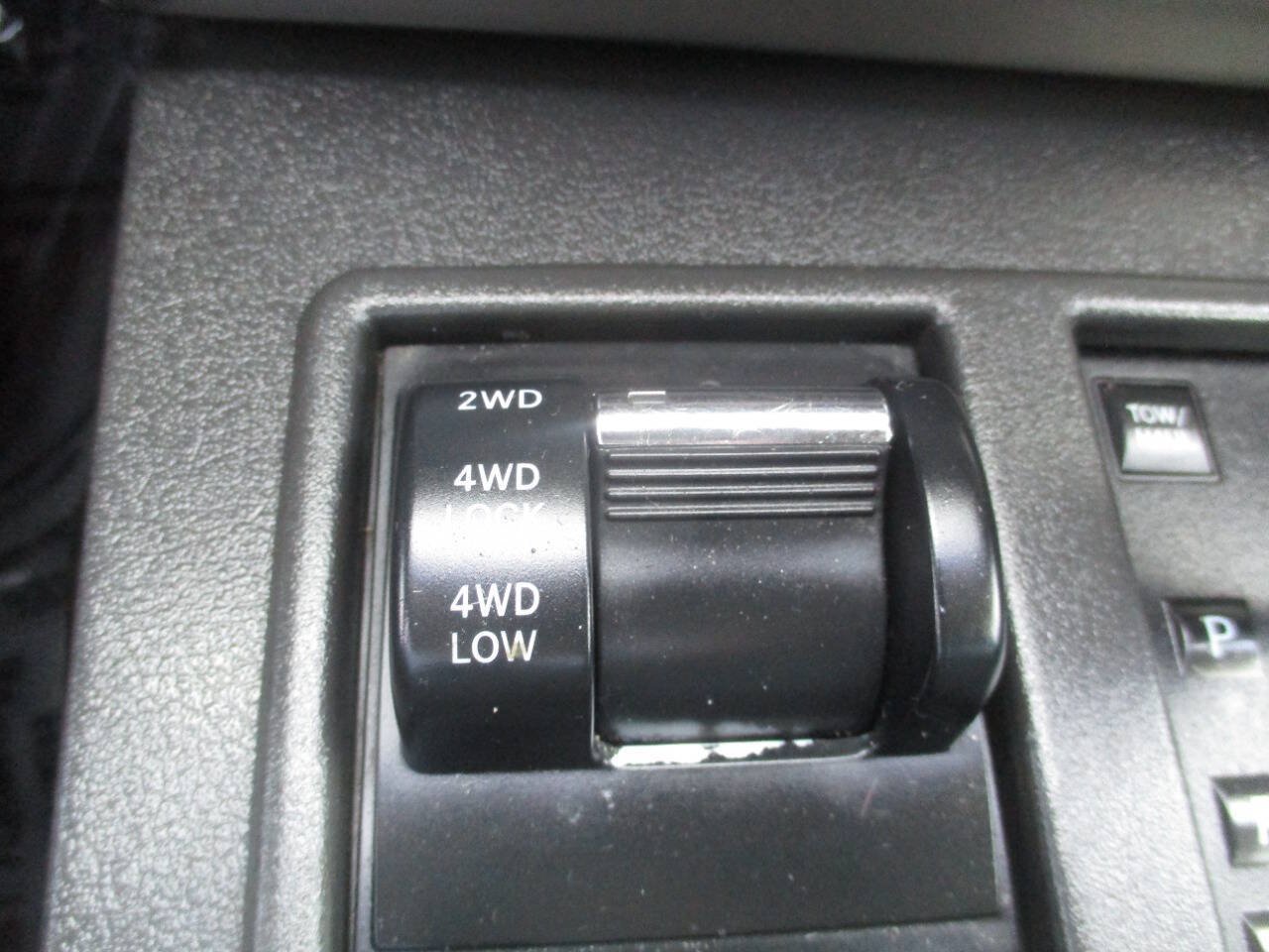 Used 2011 Jeep Liberty Sport AWD/4WD image 22