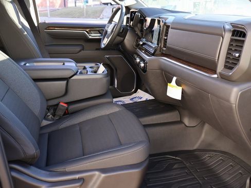 New 2026 GMC Sierra 1500 Elevation w/ LPO, Elevation Black Package image 7