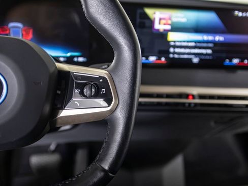 Used 2023 BMW iX xDrive50 w/ Sport Package image 37