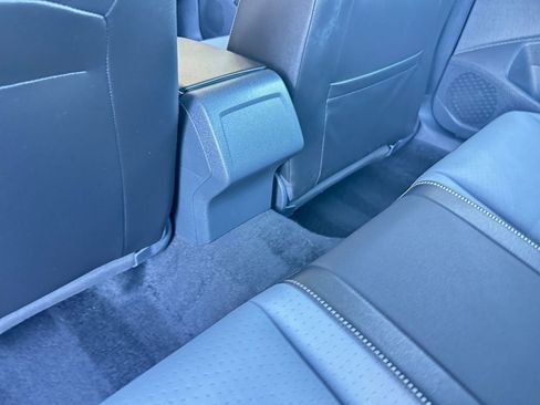 Used 2025 Volkswagen Jetta SE image 24