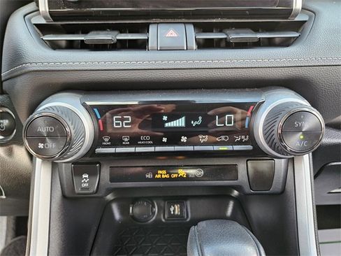 Used 2024 Toyota RAV4 XLE image 23