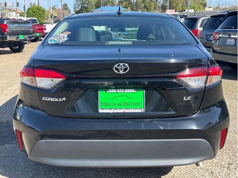 Used 2023 Toyota Corolla LE image 6
