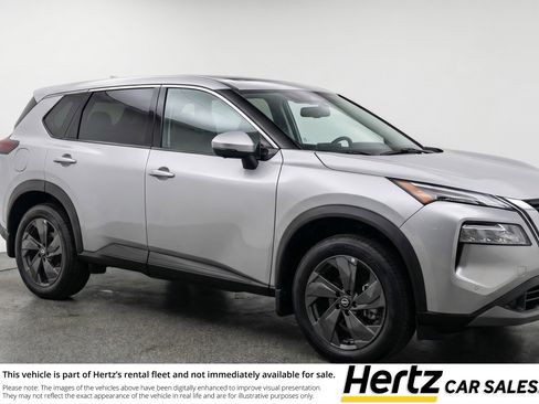 Used 2025 Nissan Rogue SV AWD/4WD image 1