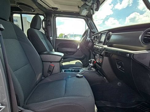 Used 2022 Jeep Wrangler Unlimited Sport AWD/4WD image 43