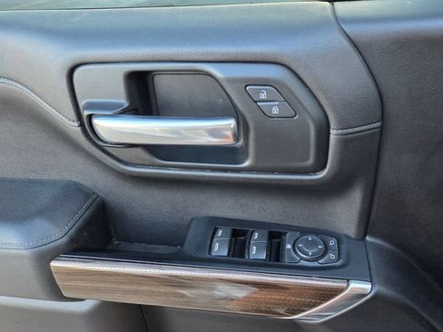 Used 2019 Chevrolet Silverado 1500 RST w/ True North Edition AWD/4WD image 30